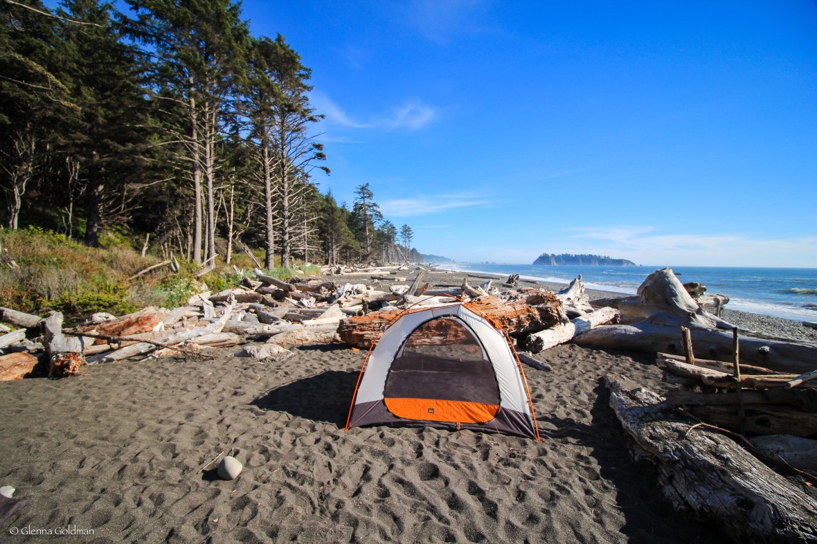 Rialto Beach camping in Olympic National Park, Washington