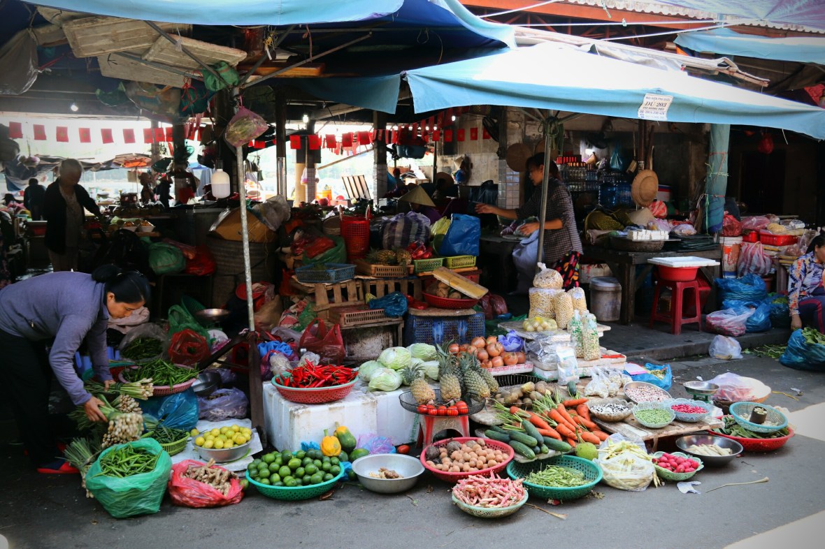 HoiAnFruitMarket.jpg